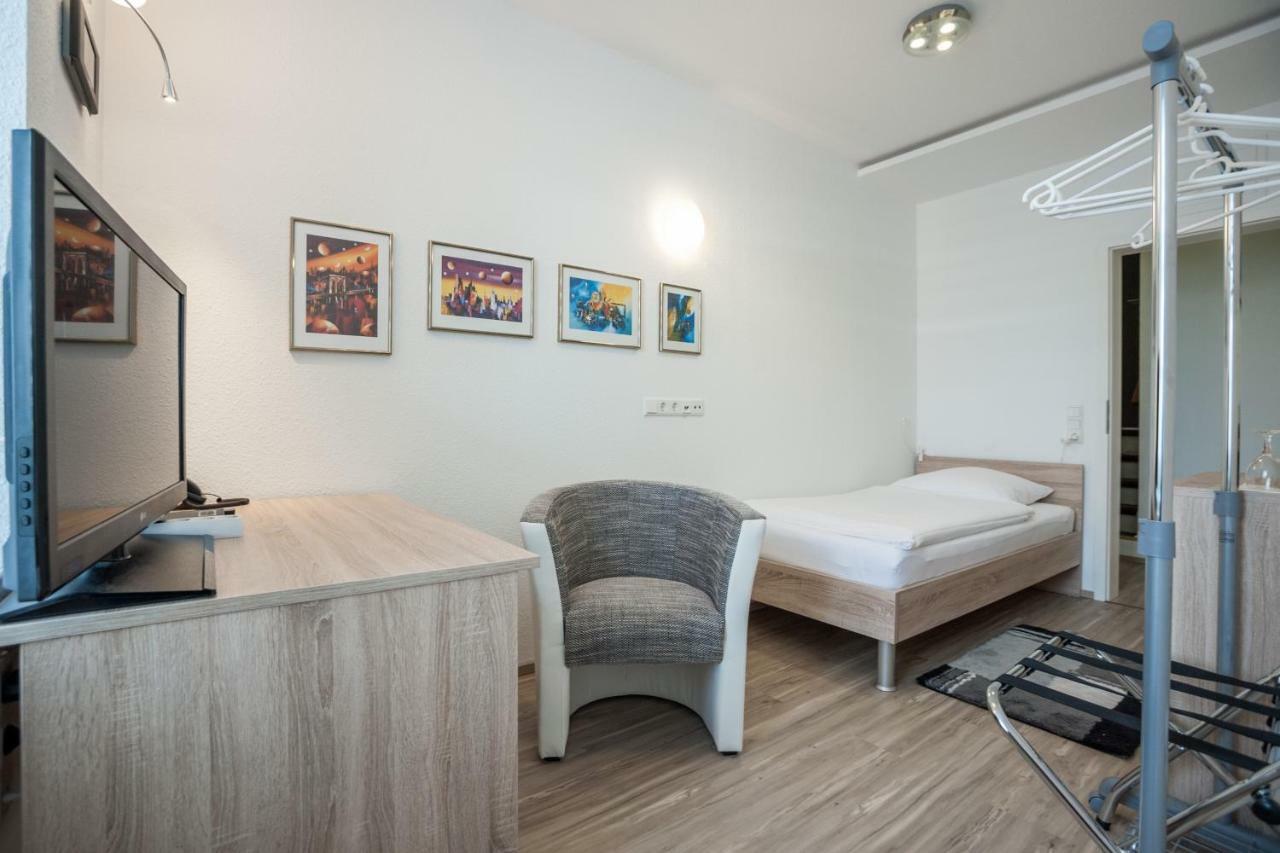 Hotel Boeving Breckerfeld Exterior photo